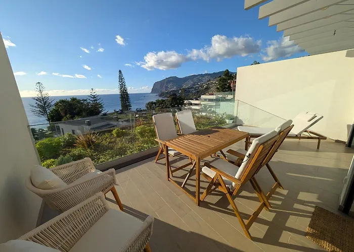 Breathtaking Oceanfront Living, Sunset Facing 3-bedroom Flat In Acqua Residences アパート