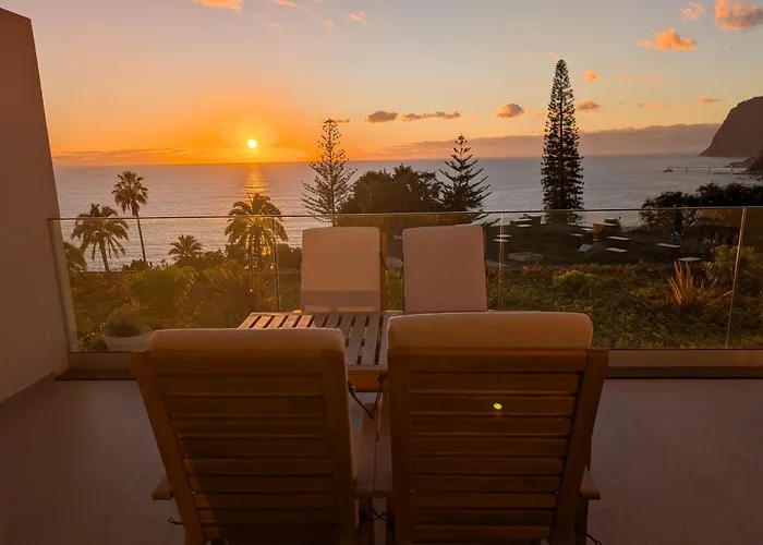 Breathtaking Oceanfront Living, Sunset Facing 3-bedroom Flat In Acqua Residences アパート *
