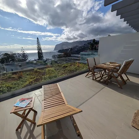 Apartment Breathtaking Oceanfront Living, Sunset Facing 3-bedroom Flat In Acqua Residences *