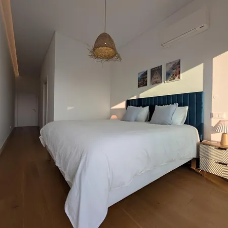Breathtaking Oceanfront Living, Sunset Facing 3-bedroom Flat In Acqua Residences Apartment