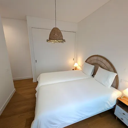 Διαμέρισμα Breathtaking Oceanfront Living, Sunset Facing 3-bedroom Flat In Acqua Residences *