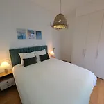 アパート Breathtaking Oceanfront Living, Sunset Facing 3-bedroom Flat In Acqua Residences フンシャル