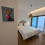Breathtaking Oceanfront Living, Sunset Facing 3-bedroom Flat In Acqua Residences * Funchal