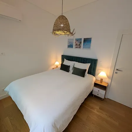 Breathtaking Oceanfront Living, Sunset Facing 3-bedroom Flat In Acqua Residences Apartament *
