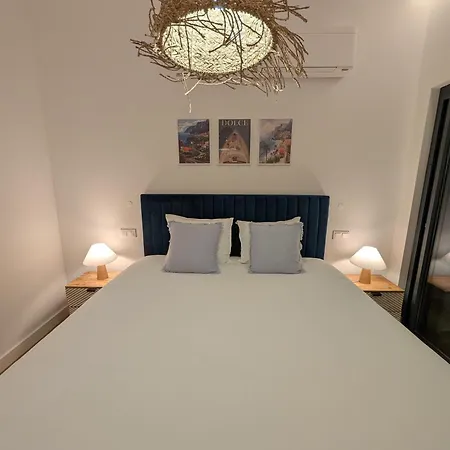 Breathtaking Oceanfront Living, Sunset Facing 3-bedroom Flat In Acqua Residences *