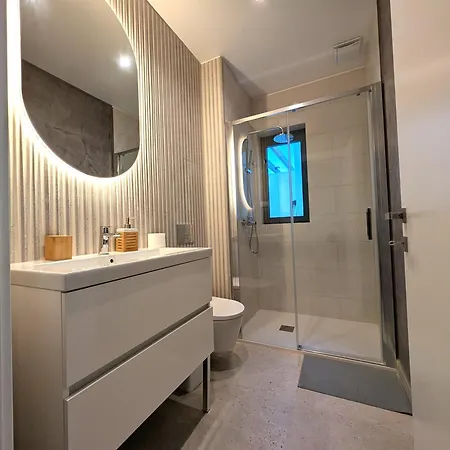 Breathtaking Oceanfront Living, Sunset Facing 3-bedroom Flat In Acqua Residences