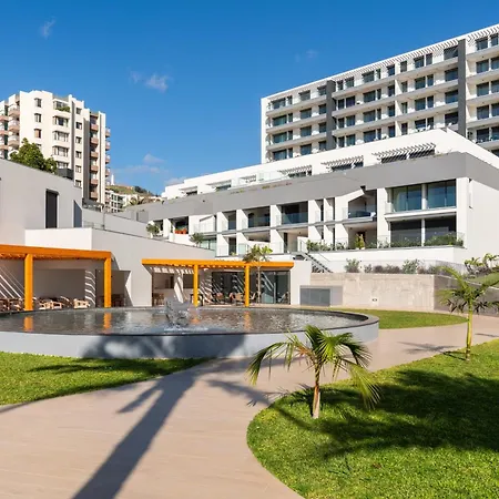 شقة Breathtaking Oceanfront Living, Sunset Facing 3-bedroom Flat In Acqua Residences *