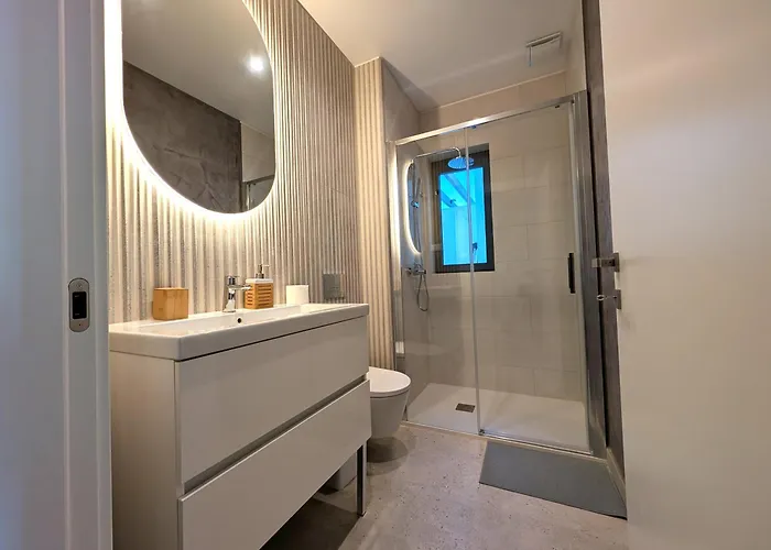 Breathtaking Oceanfront Living, Sunset Facing 3-bedroom Flat In Acqua Residences