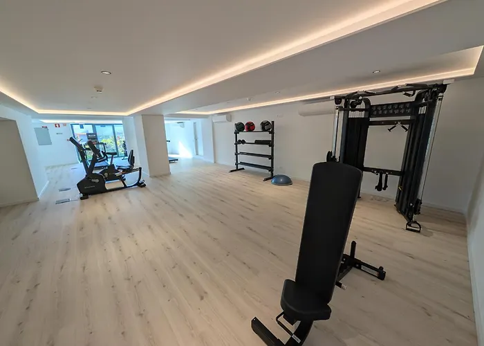 公寓 Breathtaking Oceanfront Living, Sunset Facing 3-bedroom Flat In Acqua Residences *