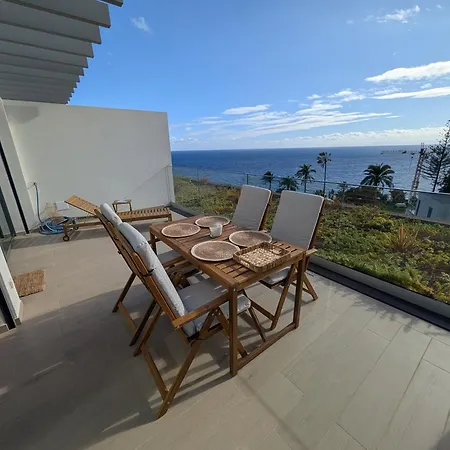 Breathtaking Oceanfront Living, Sunset Facing 3-bedroom Flat In Acqua Residences Appartement Funchal (Madeira)